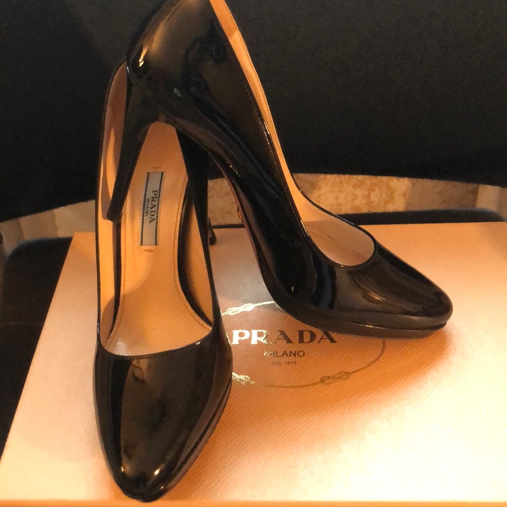 Prada Pumps 🖤